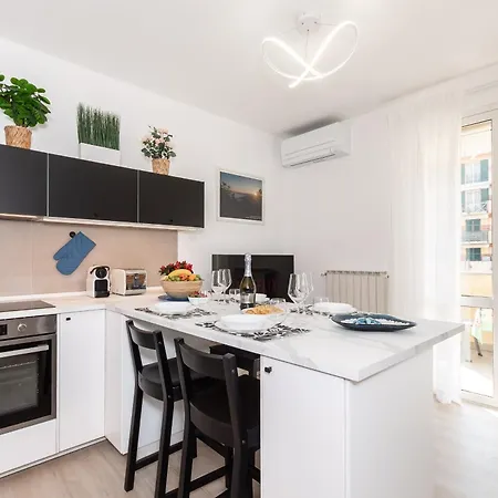 -la Conchiglia- Monolocale Con Zona Notte Riservata فاراتسي