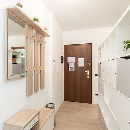 -la Conchiglia- Monolocale Con Zona Notte Riservata فاراتسي
